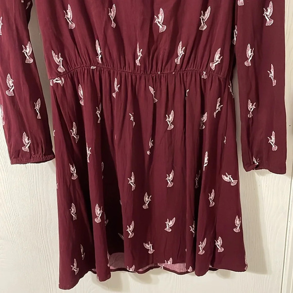 Divided midi bird pattern dress size 10 - Picture 5 of 7